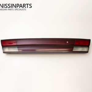 NISSAN CEFIRO & MAXIMA A32 SEDAN BOOT LID REAR CENTER GARNISH