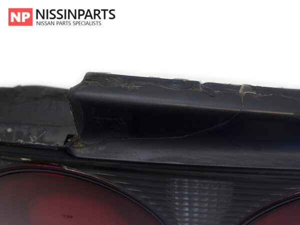 NISSAN SKYLINE R33 SERIES 1 SEDAN PASSENGERS TAIL LIGHT