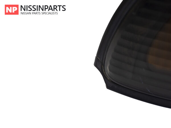 NISSAN SKYLINE R33 SERIES 1 SEDAN PASSENGERS TAIL LIGHT