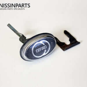 NISSAN CEFIRO A31 BOOT LOCK - Image 1