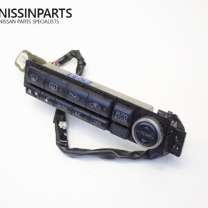 NISSAN SKYLINE V35 & STAGEA M35 HEATER CONTROLS - Image 1